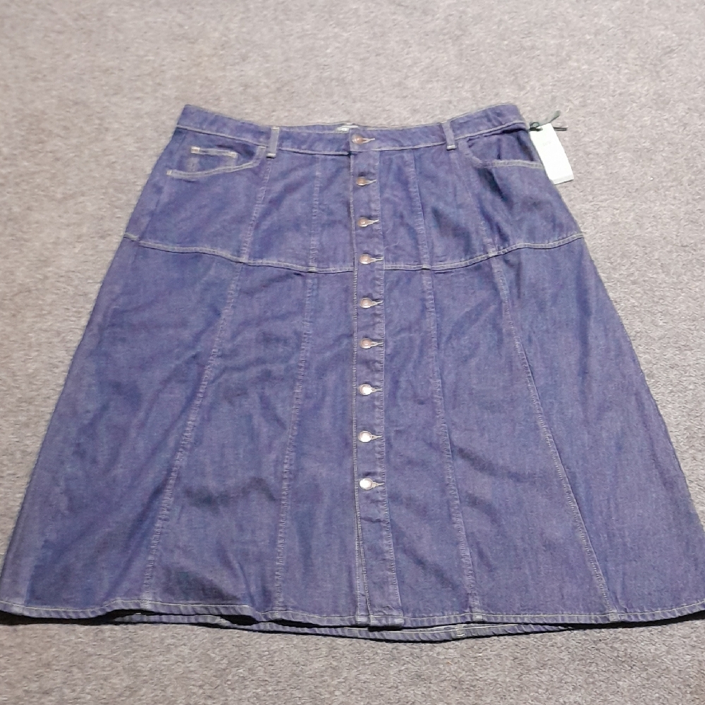 Terra & Sky NWT Womens  Button-Front Denim Skirt Sz 18W